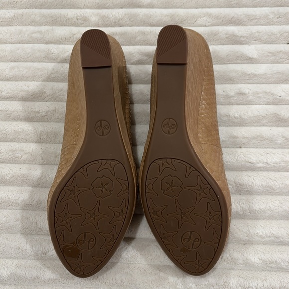 Lindsay Phillips Heels - Picture 7 of 8